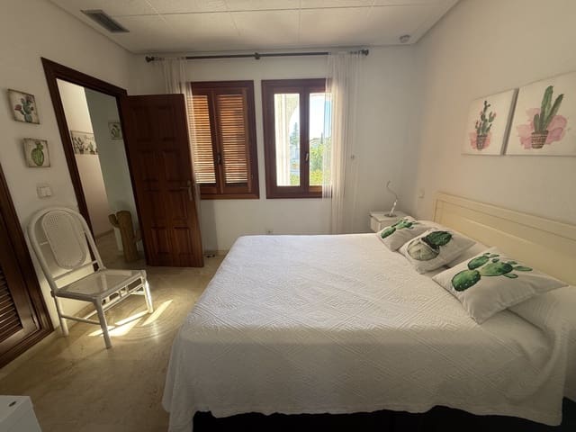 2 soveværelse Lejlighed til salg i Marbella med swimmingpool garage - € 370.000 (Ref: 9654480)
