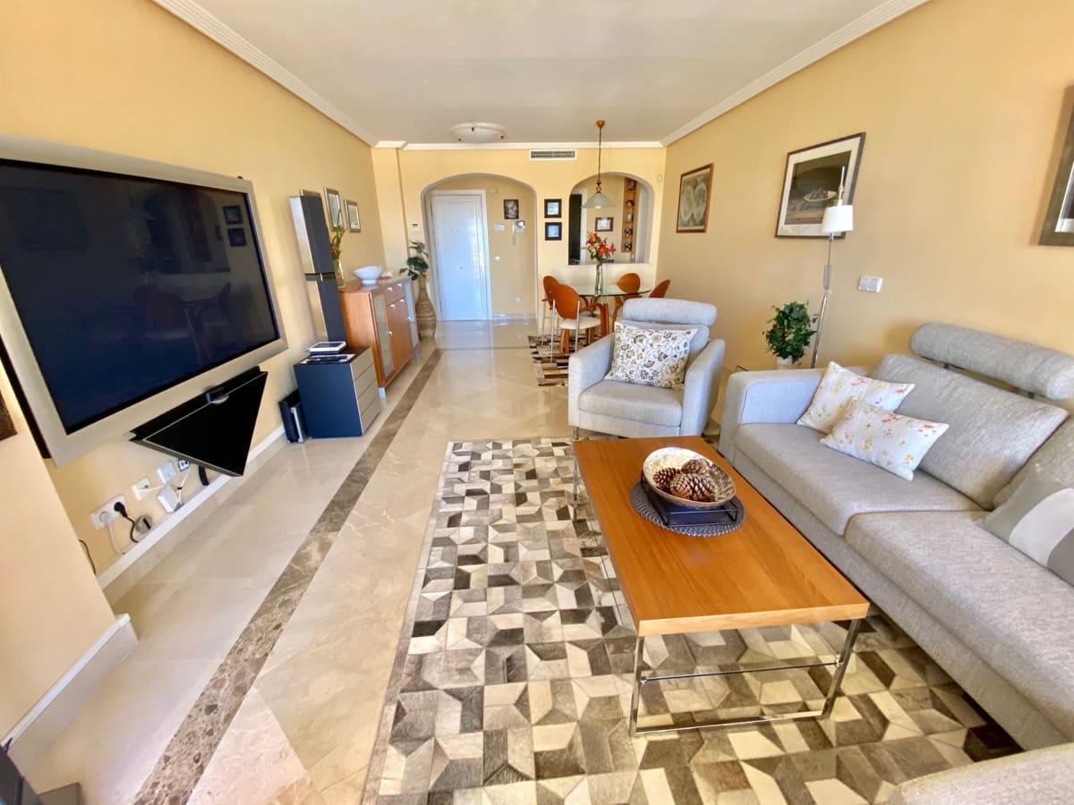 2 makuuhuone Huoneisto myytävänä paikassa Los Arqueros mukana uima-altaan 
autotalli - 430 000 € (Ref: 9676591)