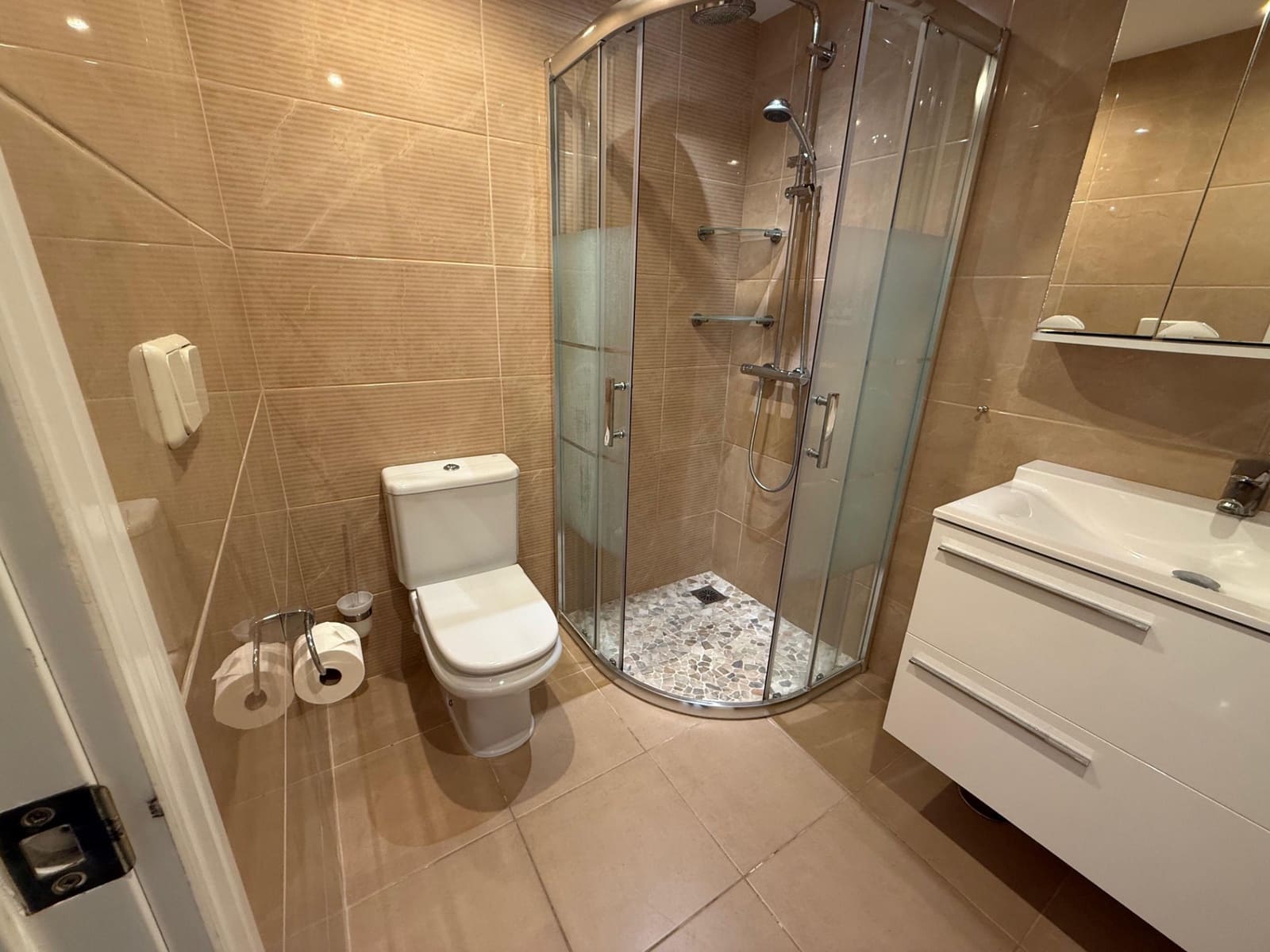 2 bedroom Apartment for sale in Los Arqueros with pool garage - € 430,000 (Ref: 9676591)