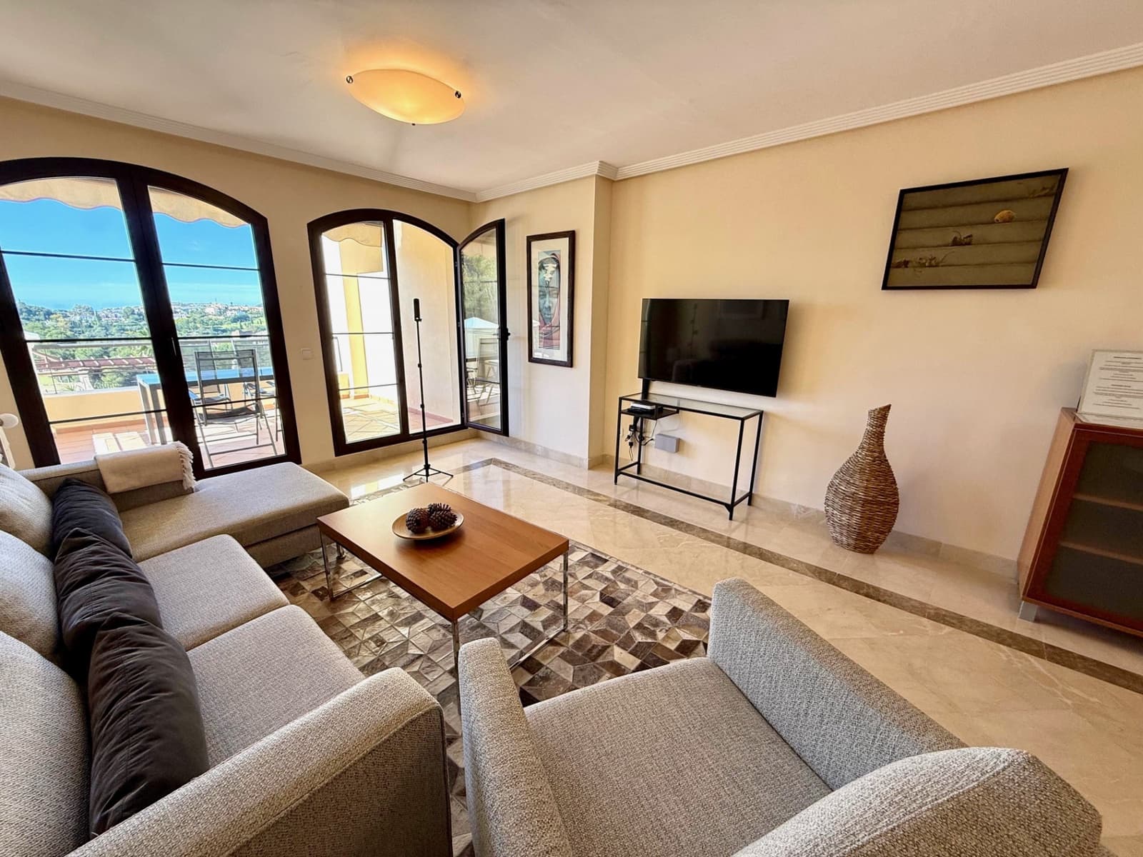 2 bedroom Apartment for sale in Los Arqueros with pool garage - € 430,000 (Ref: 9676591)