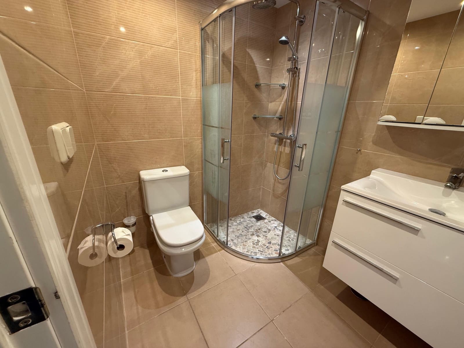 2 bedroom Apartment for sale in Los Arqueros with pool garage - € 430,000 (Ref: 9676591)