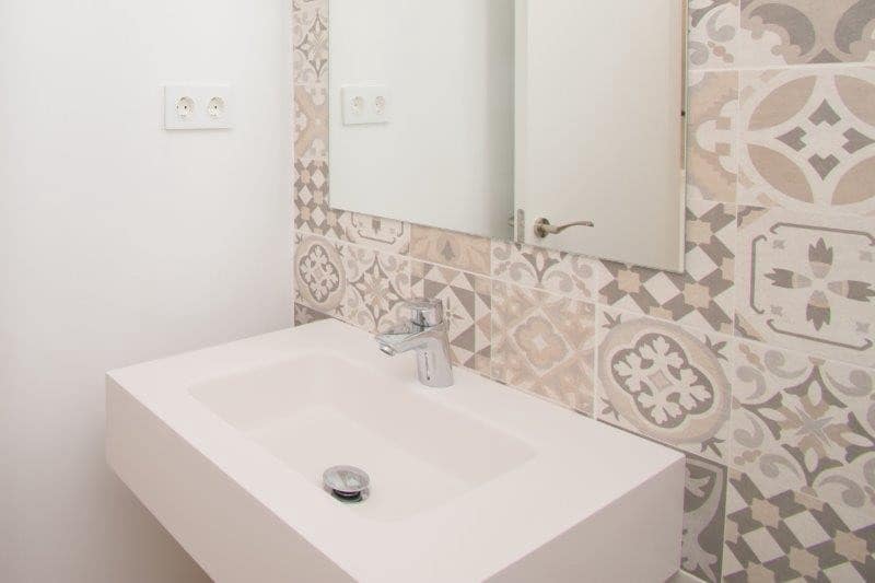 3 soverom Hus til salgs i El Paraiso med svømmebasseng garasje - € 676 000 (Ref: 9747531)