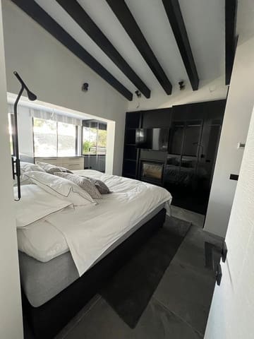 Chalet de 4 habitaciones en Nueva Andalucia, Marbella en venta con piscina garaje - 1.590.000 € (Ref: 9795640)