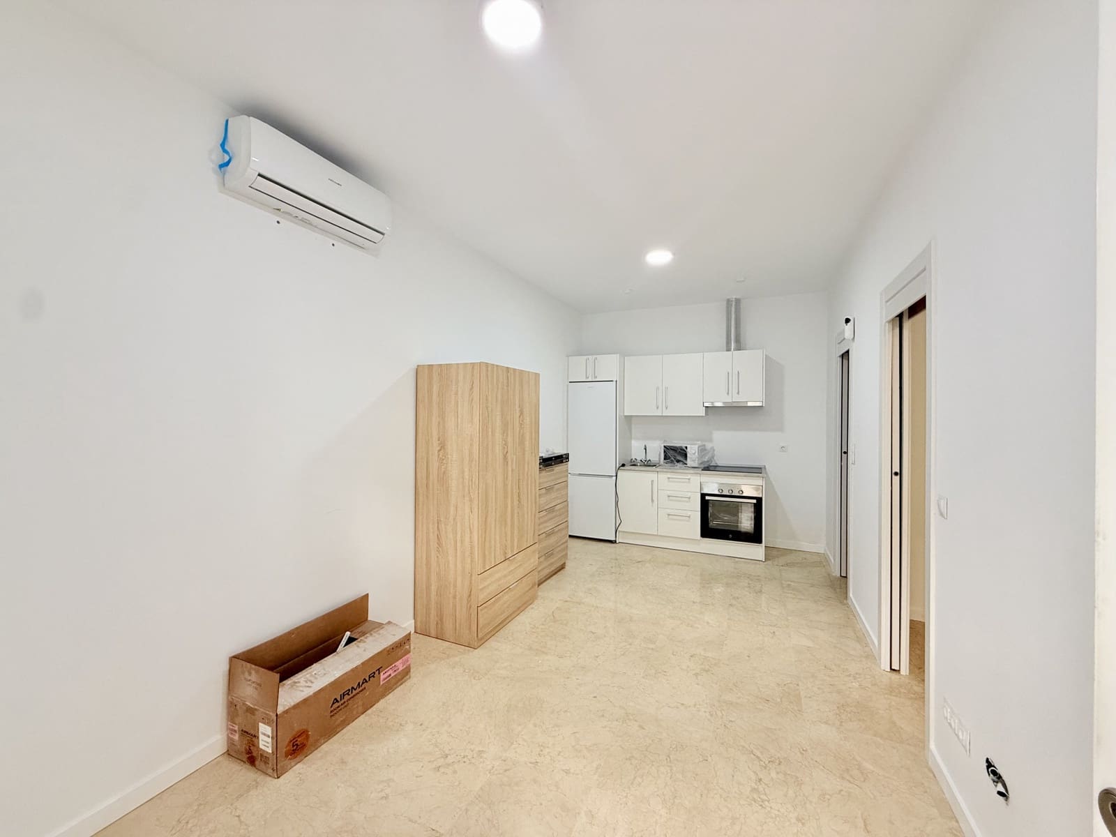 9 slaapkamer Hotel te koop in San Pedro de Alcantara met garage - € 1.700.000 (Ref: 9807182)
