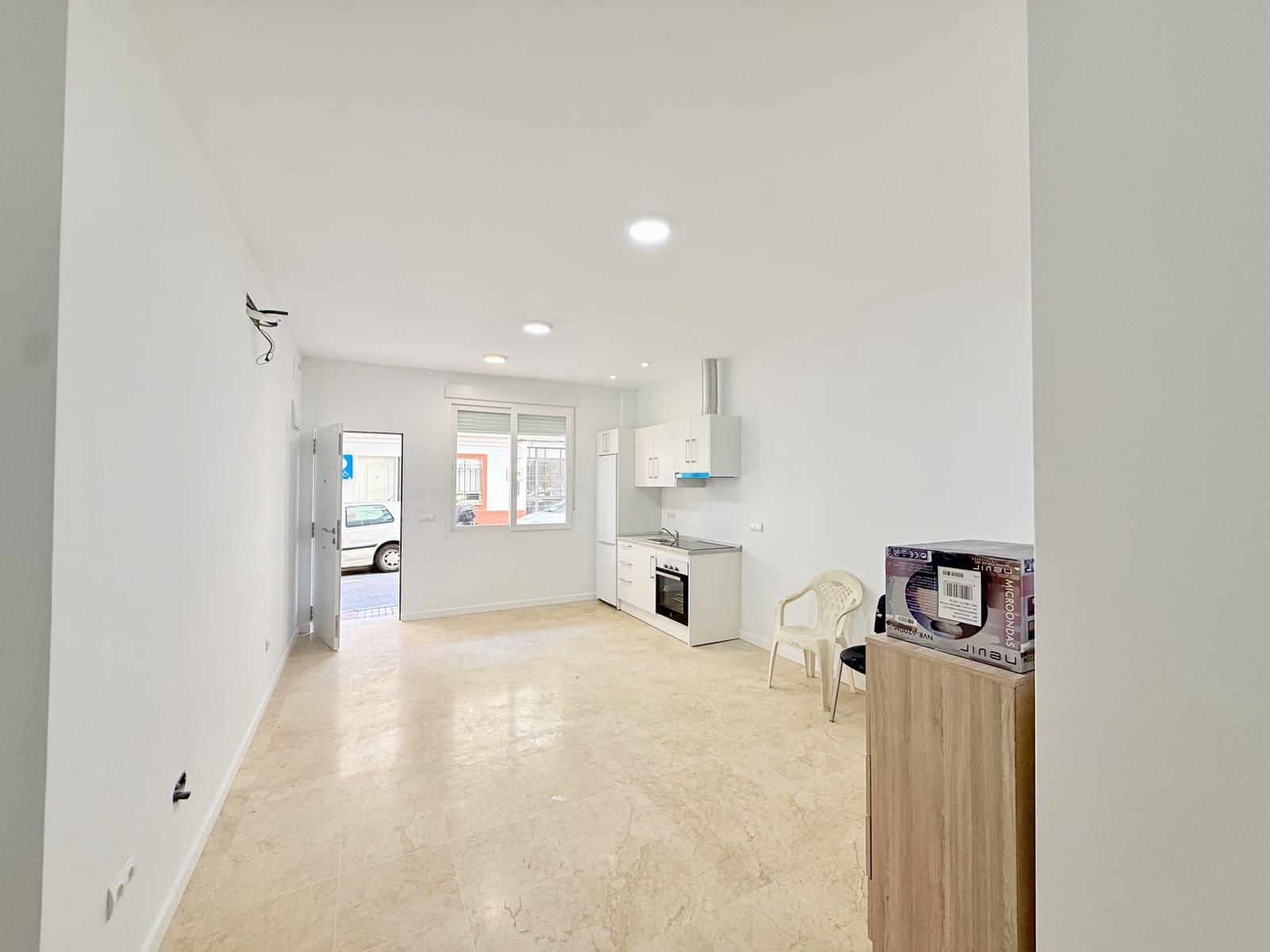 9 slaapkamer Hotel te koop in San Pedro de Alcantara met garage - € 1.700.000 (Ref: 9807182)