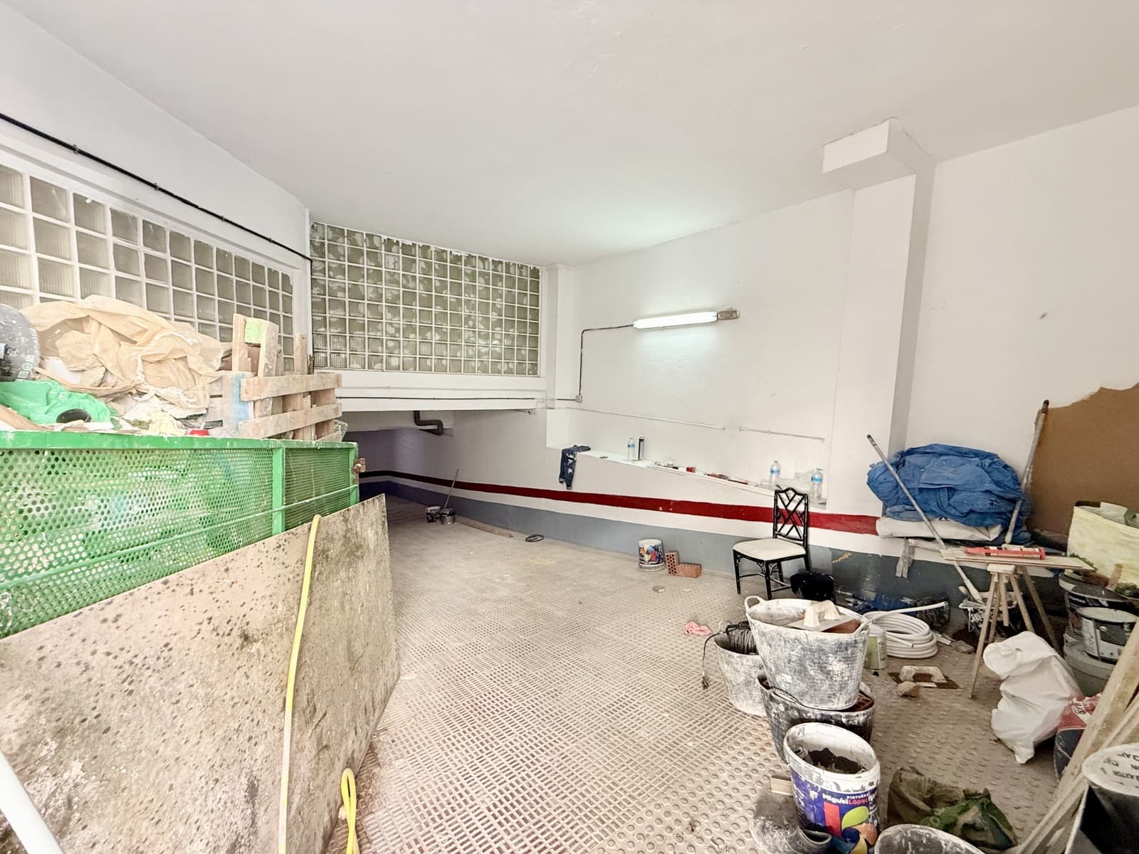 9 slaapkamer Hotel te koop in San Pedro de Alcantara met garage - € 1.700.000 (Ref: 9807182)