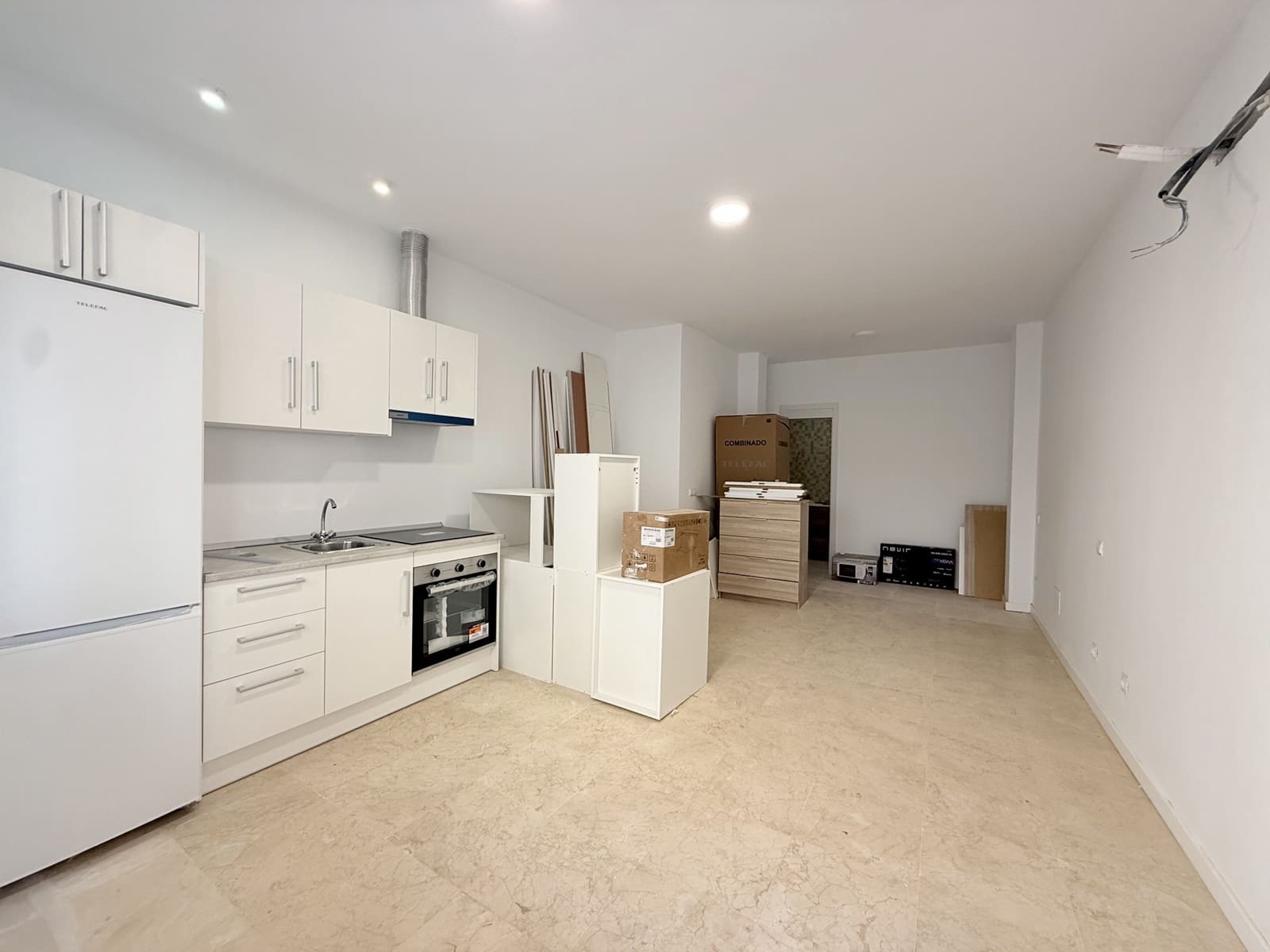 9 slaapkamer Hotel te koop in San Pedro de Alcantara met garage - € 1.700.000 (Ref: 9807182)