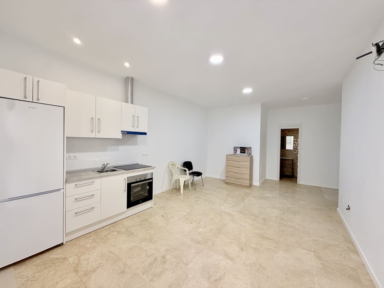 9 slaapkamer Hotel te koop in San Pedro de Alcantara met garage - € 1.700.000 (Ref: 9807182)