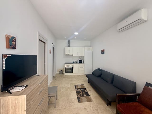 9 soveværelse Hotel til salg i San Pedro de Alcantara, Marbella med garage - € 1.700.000 (Ref: 9807182)