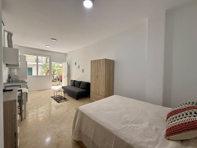 9 soveværelse Hotel til salg i San Pedro de Alcantara, Marbella med garage - € 1.700.000 (Ref: 9807182)
