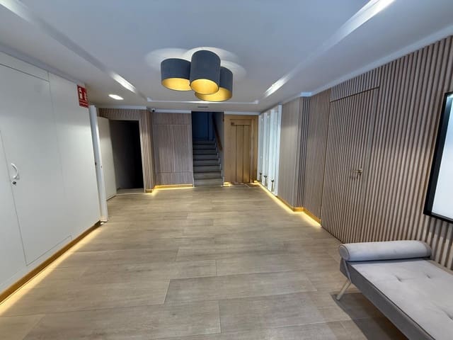 1 camera da letto Appartamento in vendita in Nueva Andalucia, Marbella con piscina - 370.000 € (Rif: 9827953)