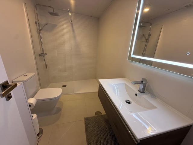 1 camera da letto Appartamento in vendita in Nueva Andalucia, Marbella con piscina - 370.000 € (Rif: 9827953)