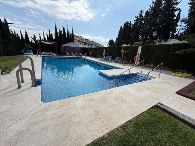 1 camera da letto Appartamento in vendita in Nueva Andalucia, Marbella con piscina - 370.000 € (Rif: 9827953)