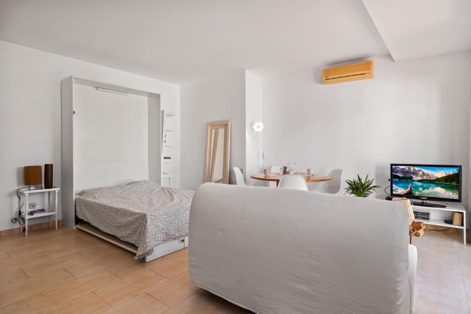 5 quarto Moradia para venda em Nueva Andalucia com piscina garagem - 1 200 000 € (Ref: 9841745)