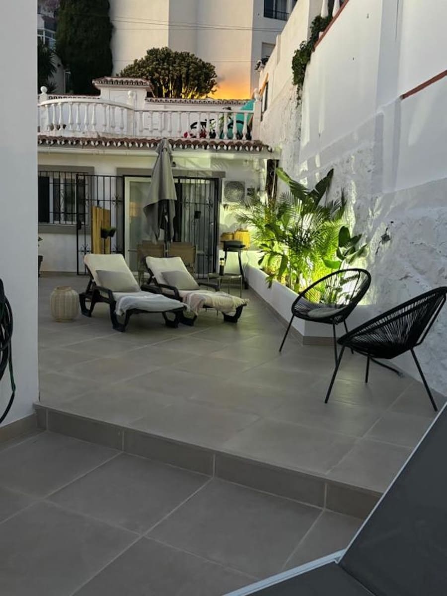 5 quarto Moradia para venda em Nueva Andalucia com piscina garagem - 1 200 000 € (Ref: 9841745)