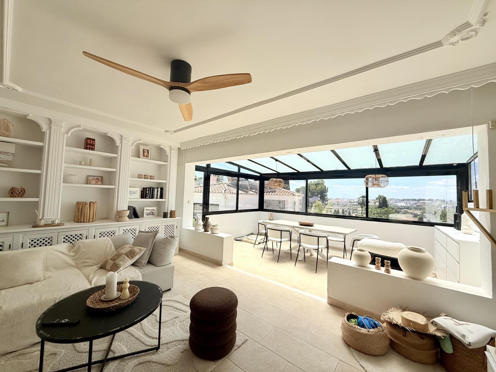 5 quarto Moradia para venda em Nueva Andalucia com piscina garagem - 1 200 000 € (Ref: 9841745)