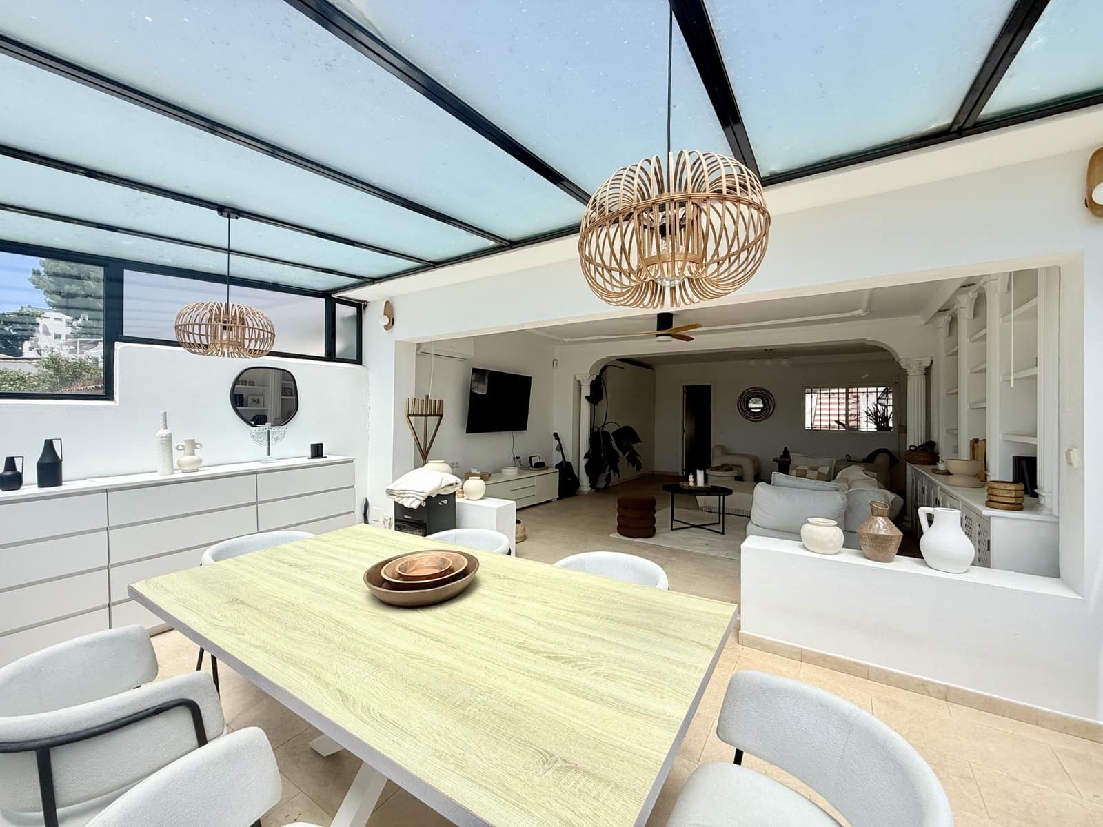 5 quarto Moradia para venda em Nueva Andalucia com piscina garagem - 1 200 000 € (Ref: 9841745)