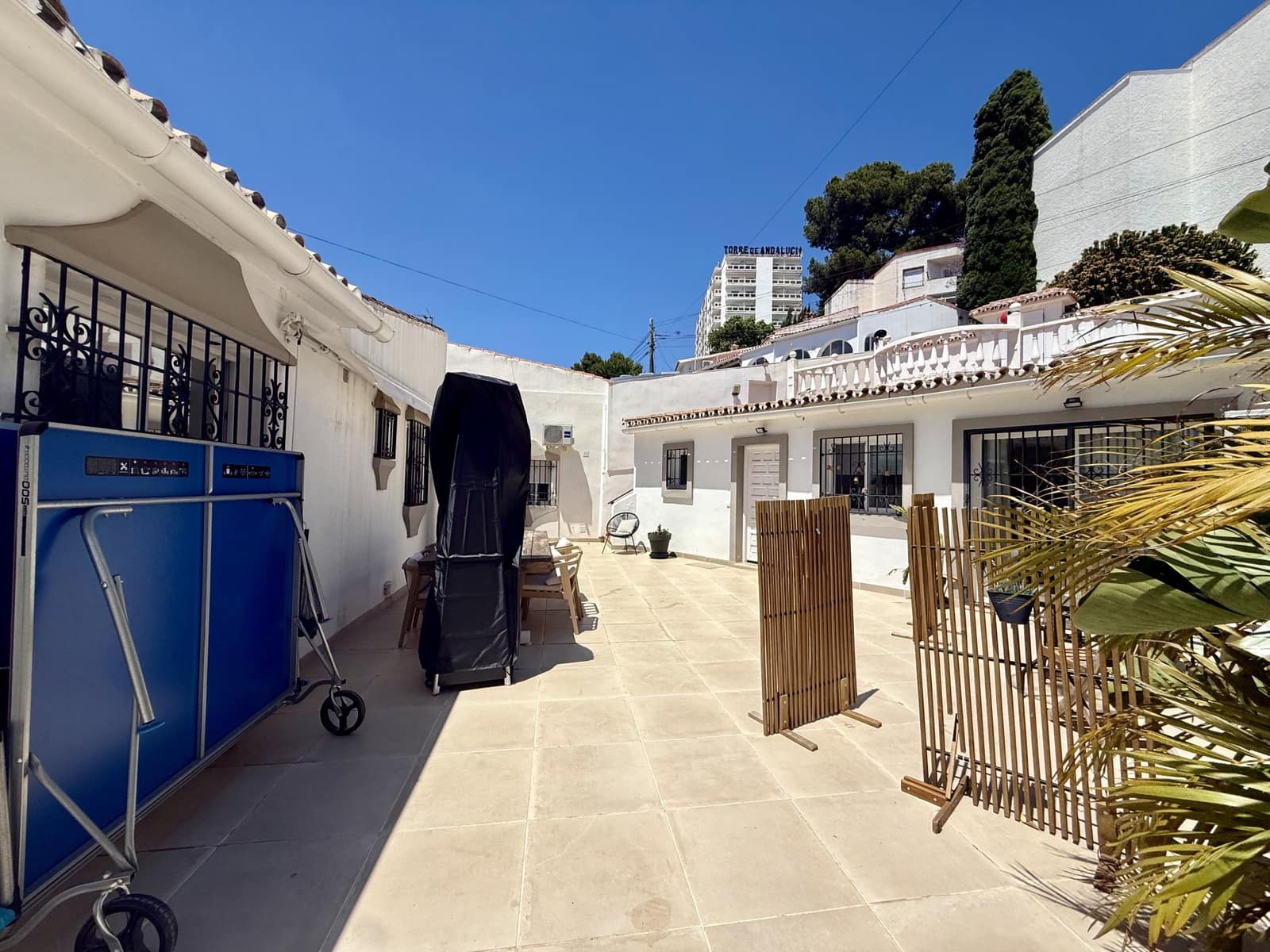 5 quarto Moradia para venda em Nueva Andalucia com piscina garagem - 1 200 000 € (Ref: 9841745)
