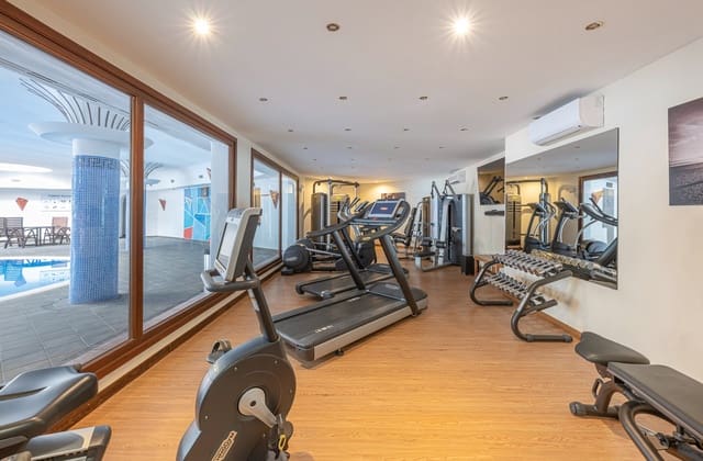 3 sypialnia Penthouse na sprzedaż w New Golden Mile, Estepona z basenem garażem - 4 995 000 € (Ref: 9880242)