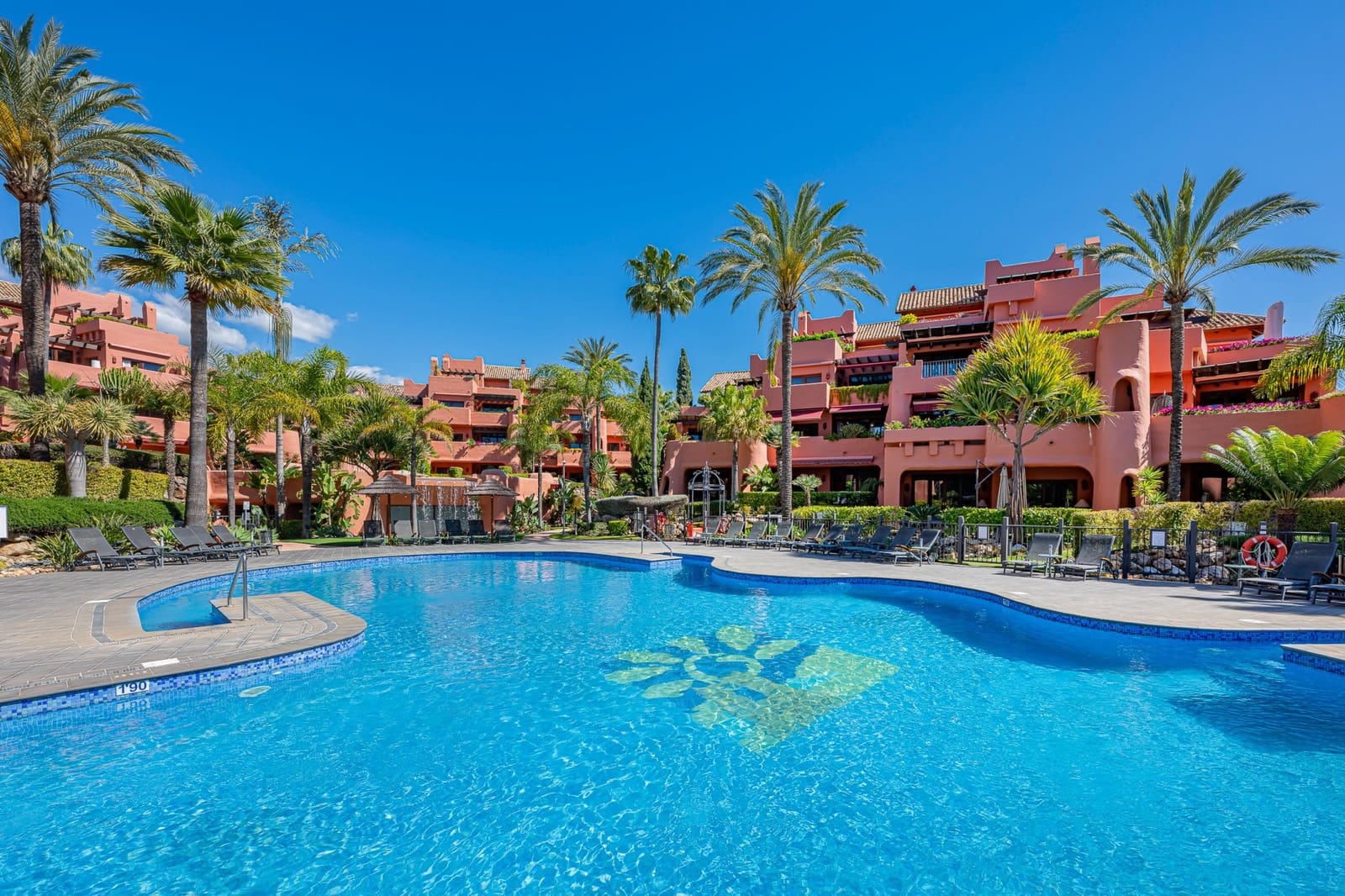 3 bedroom Penthouse for sale in New Golden Mile with pool garage - € 4,995,000 (Ref: 9880242)