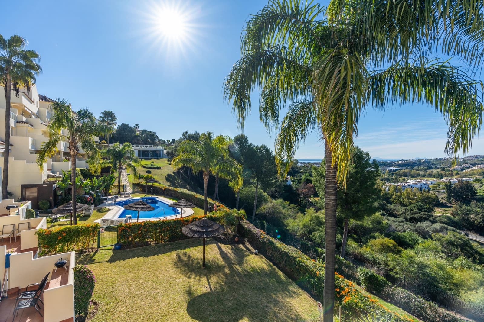 3 quarto Apartamento para venda em Benahavis com piscina garagem - 529 000 € (Ref: 9893617)