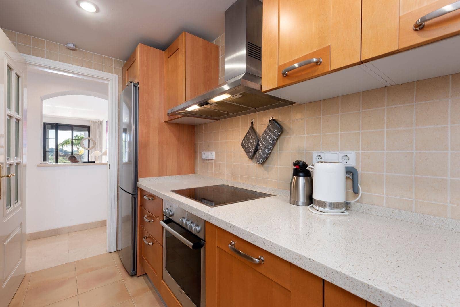 2 slaapkamer Appartement te koop in Los Arqueros met zwembad garage - € 425.000 (Ref: 9941649)