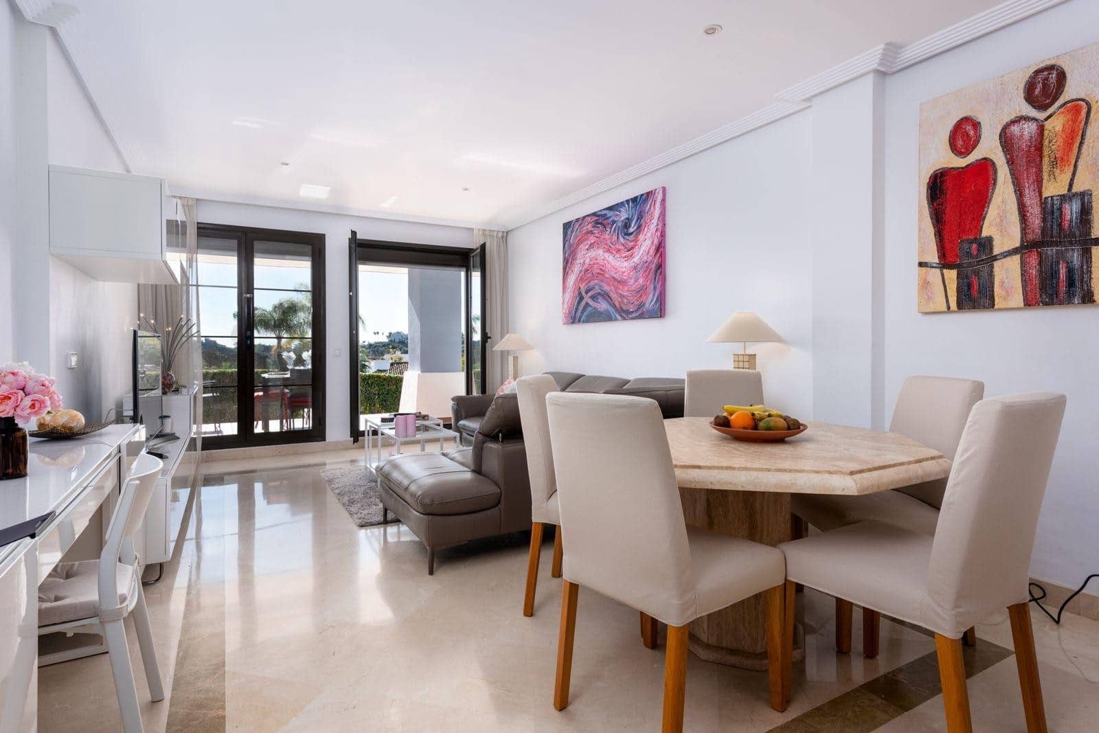 2 slaapkamer Appartement te koop in Los Arqueros met zwembad garage - € 425.000 (Ref: 9941649)