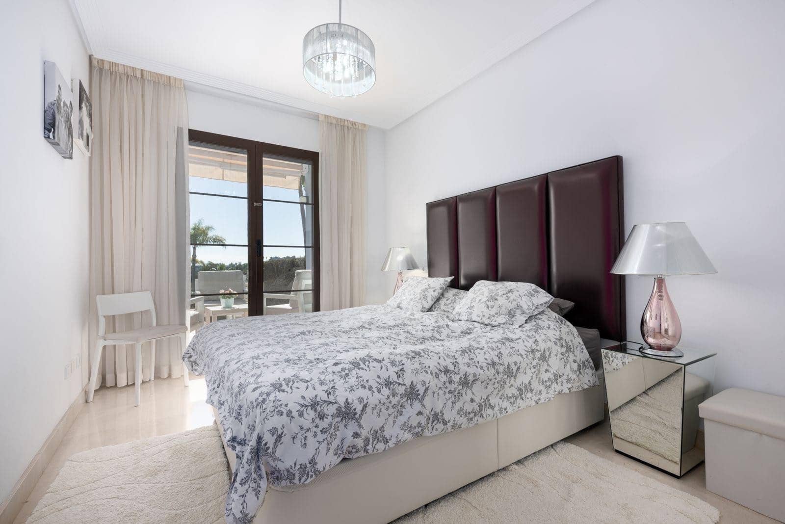 2 slaapkamer Appartement te koop in Los Arqueros met zwembad garage - € 425.000 (Ref: 9941649)