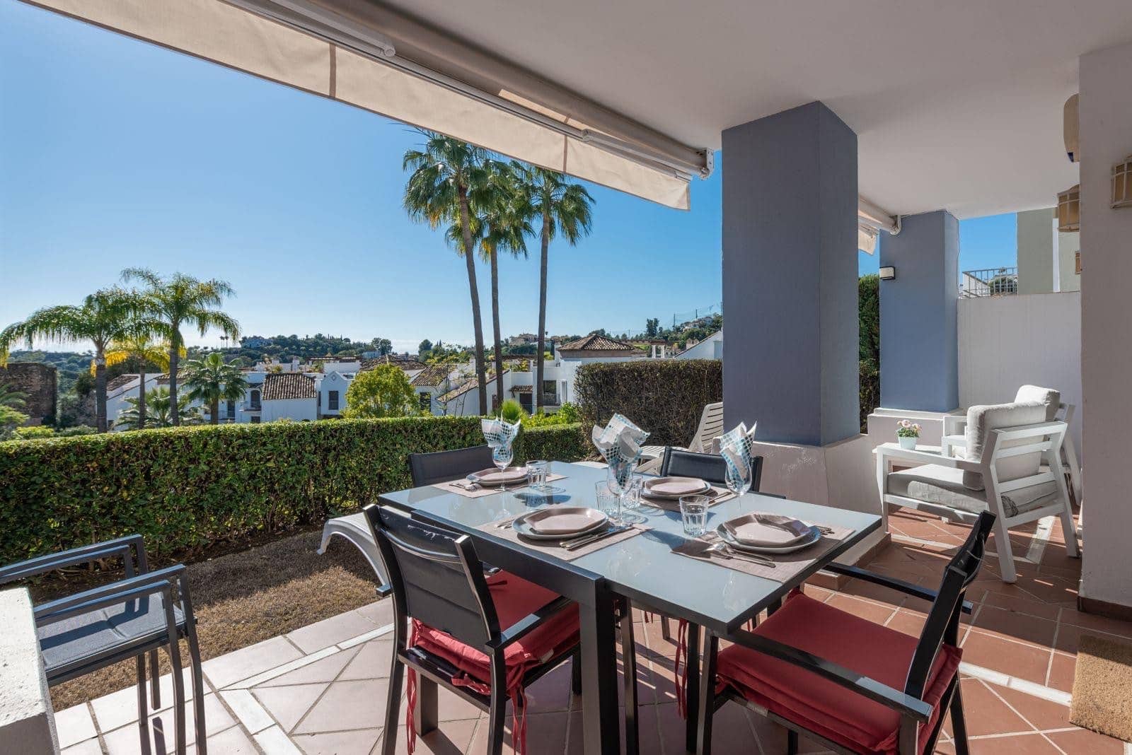 2 slaapkamer Appartement te koop in Los Arqueros met zwembad garage - € 425.000 (Ref: 9941649)
