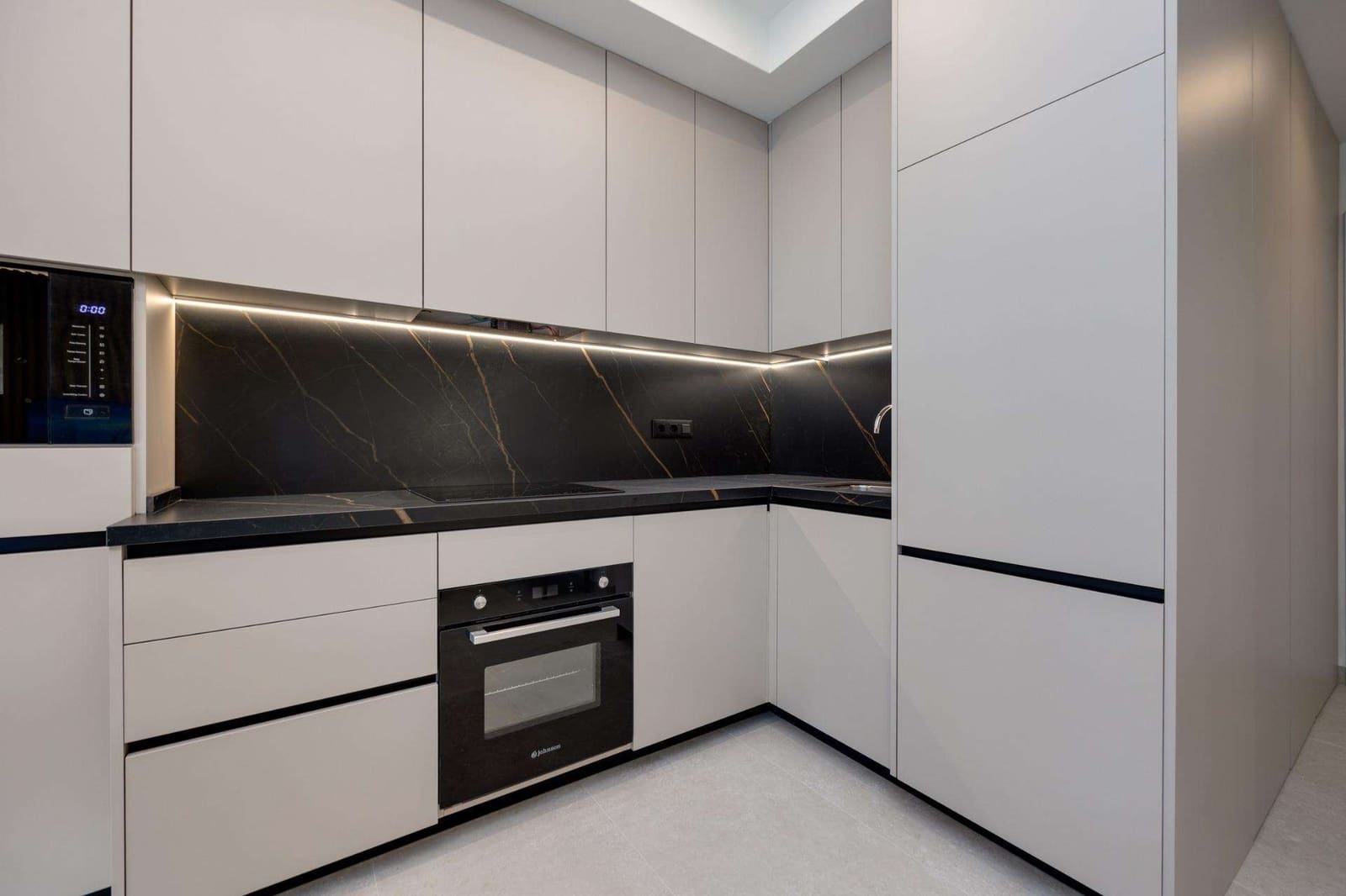 2 soverom Leilighet til salgs i Guardamar del Segura med svømmebasseng garasje - € 355 000 (Ref: 10004626)
