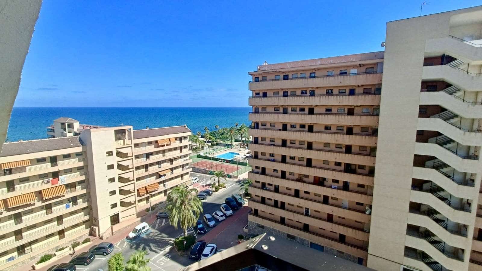 2 sovrum Lägenhet till salu i Torrevieja med garage - 289 995 € (Ref: 10016759)