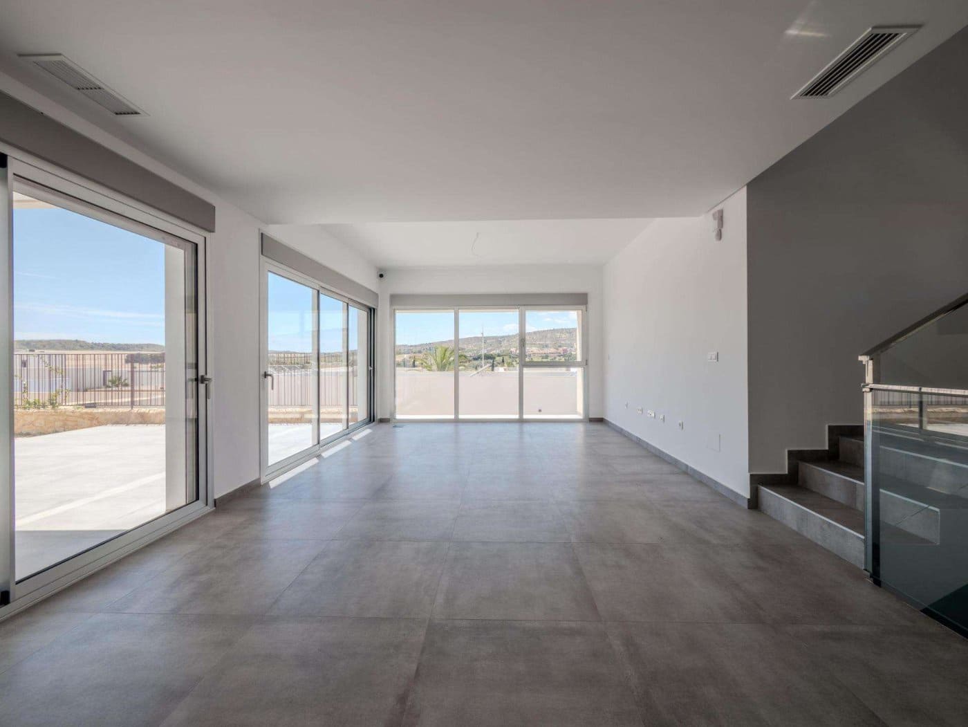 4 bedroom Villa for sale in Algorfa with pool - € 669,000 (Ref: 10034214)