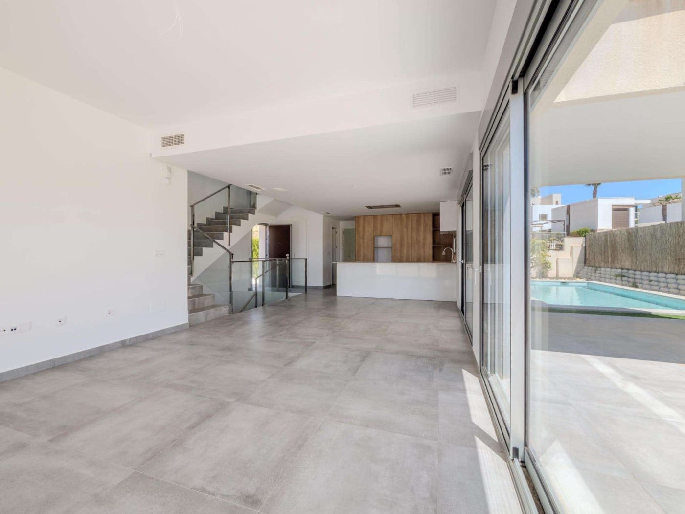 4 bedroom Villa for sale in Algorfa with pool - € 669,000 (Ref: 10034214)