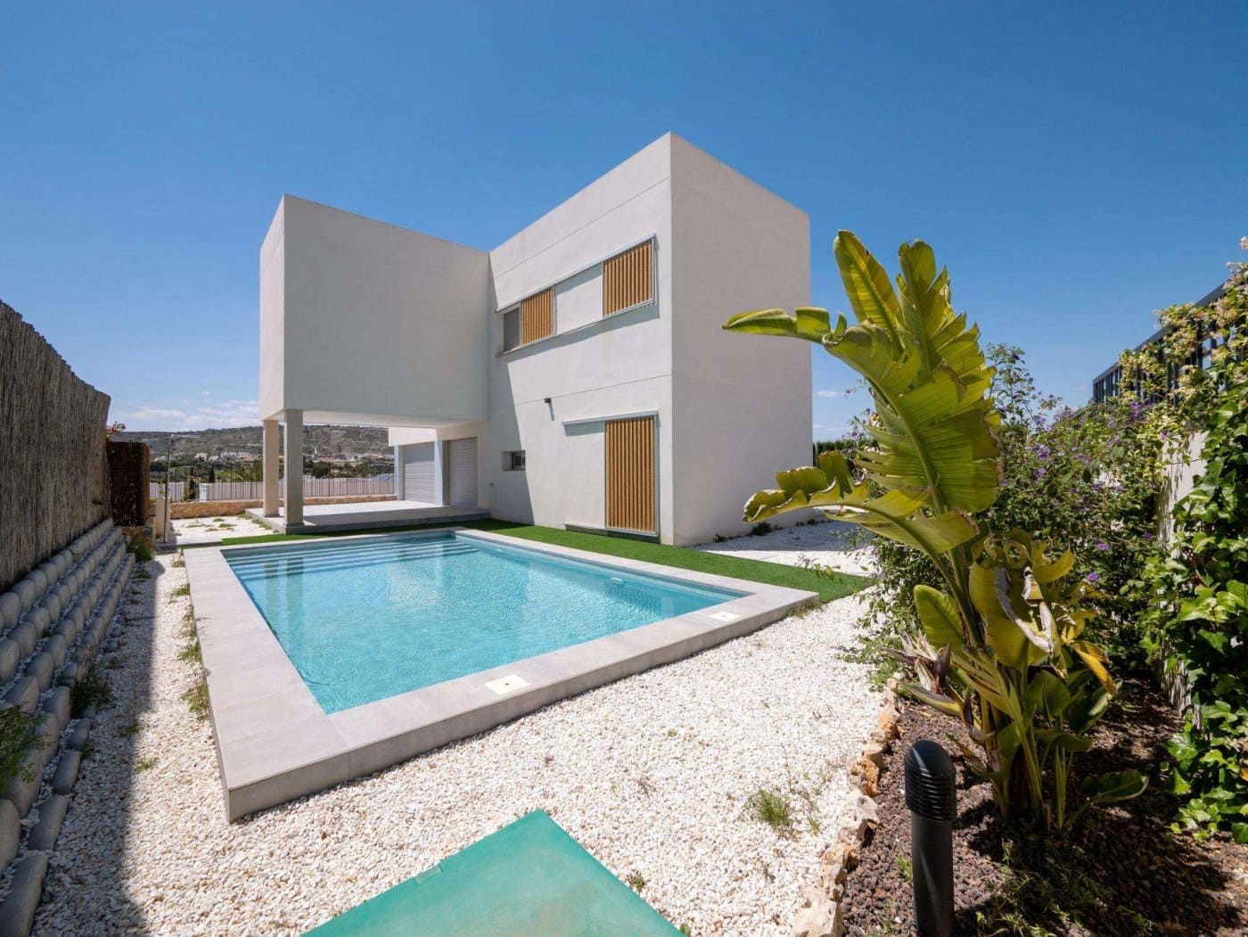 4 bedroom Villa for sale in Algorfa with pool - € 669,000 (Ref: 10034214)