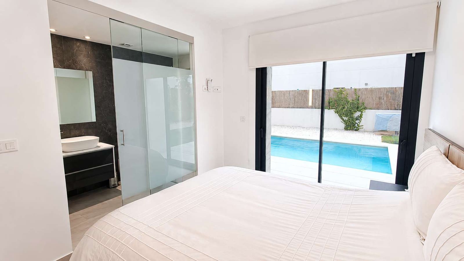 Chalet de 3 habitaciones en Algorfa en venta con piscina - 619.950 € (Ref: 10034215)