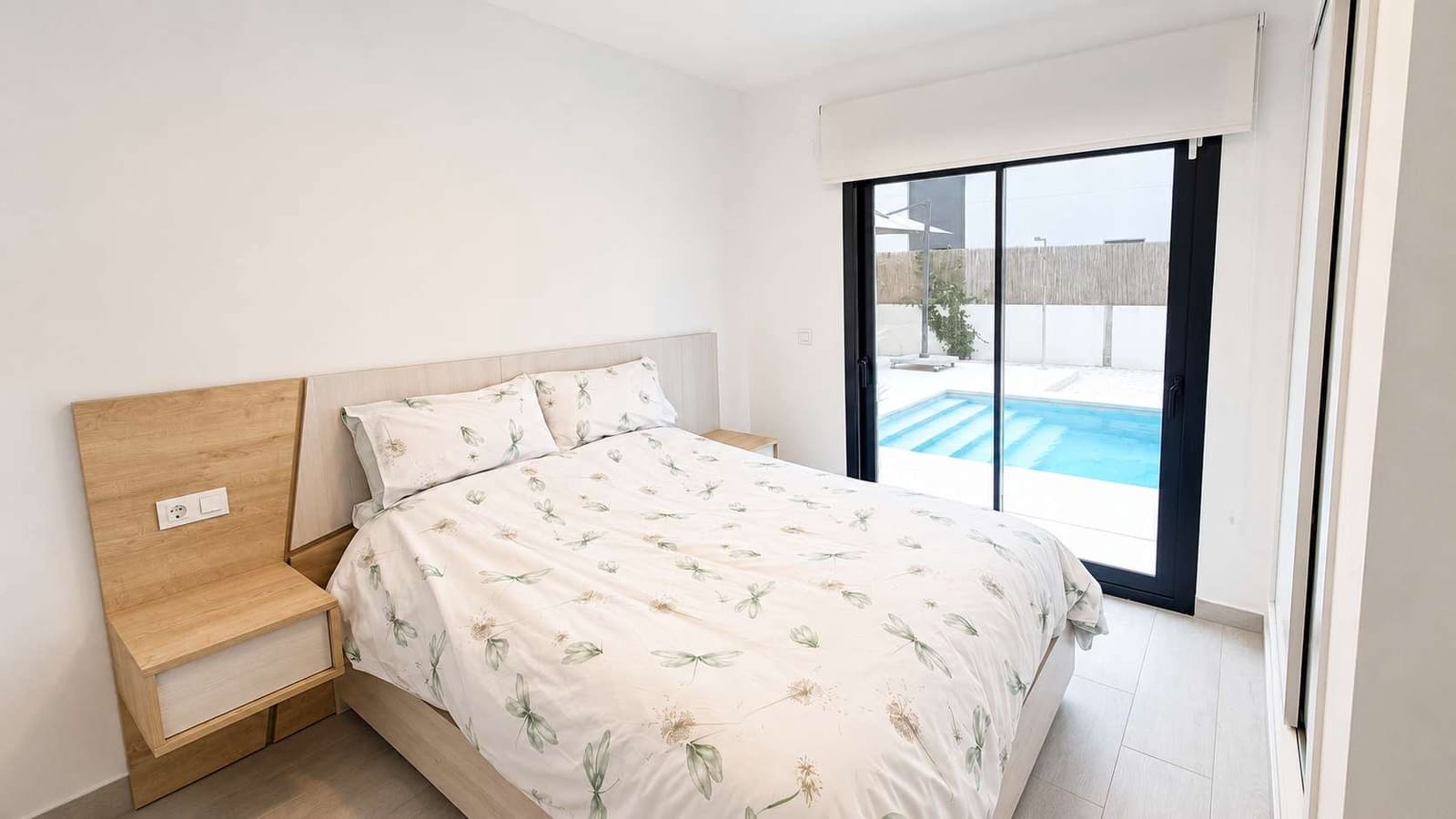 Chalet de 3 habitaciones en Algorfa en venta con piscina - 619.950 € (Ref: 10034215)
