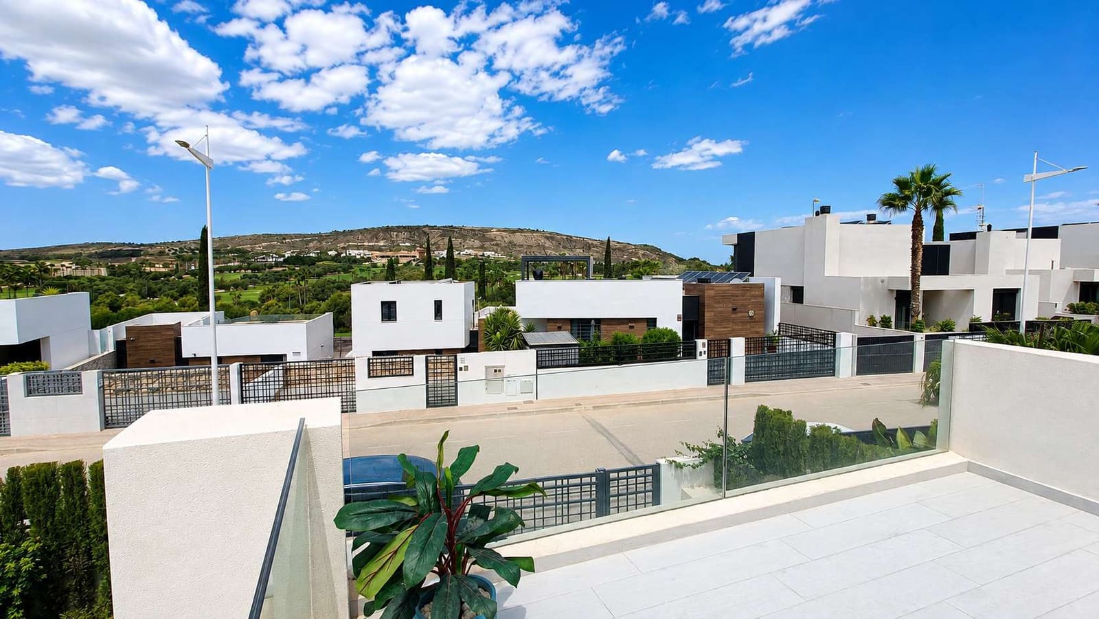 Chalet de 3 habitaciones en Algorfa en venta con piscina - 619.950 € (Ref: 10034215)