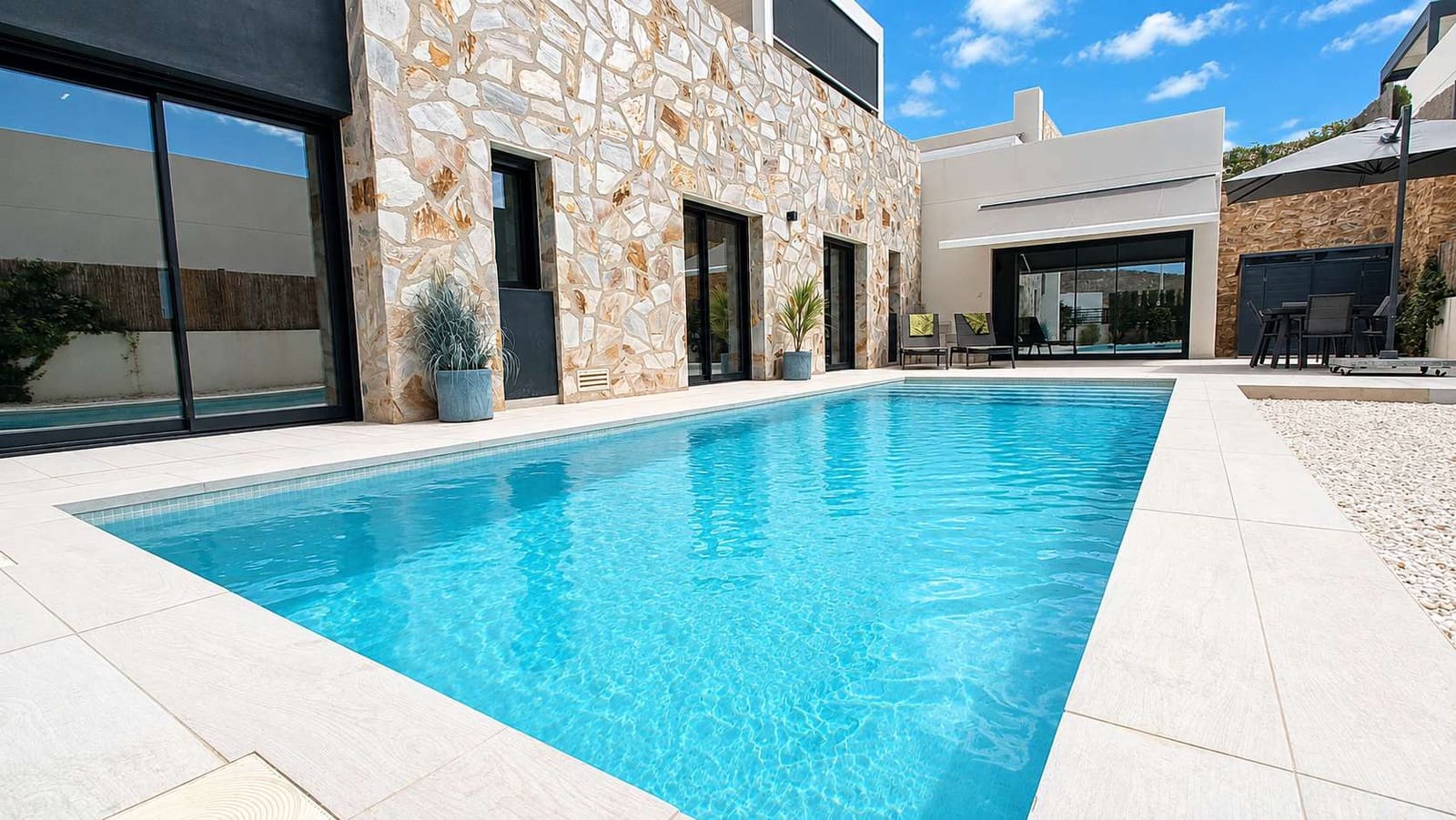 Chalet de 3 habitaciones en Algorfa en venta con piscina - 619.950 € (Ref: 10034215)