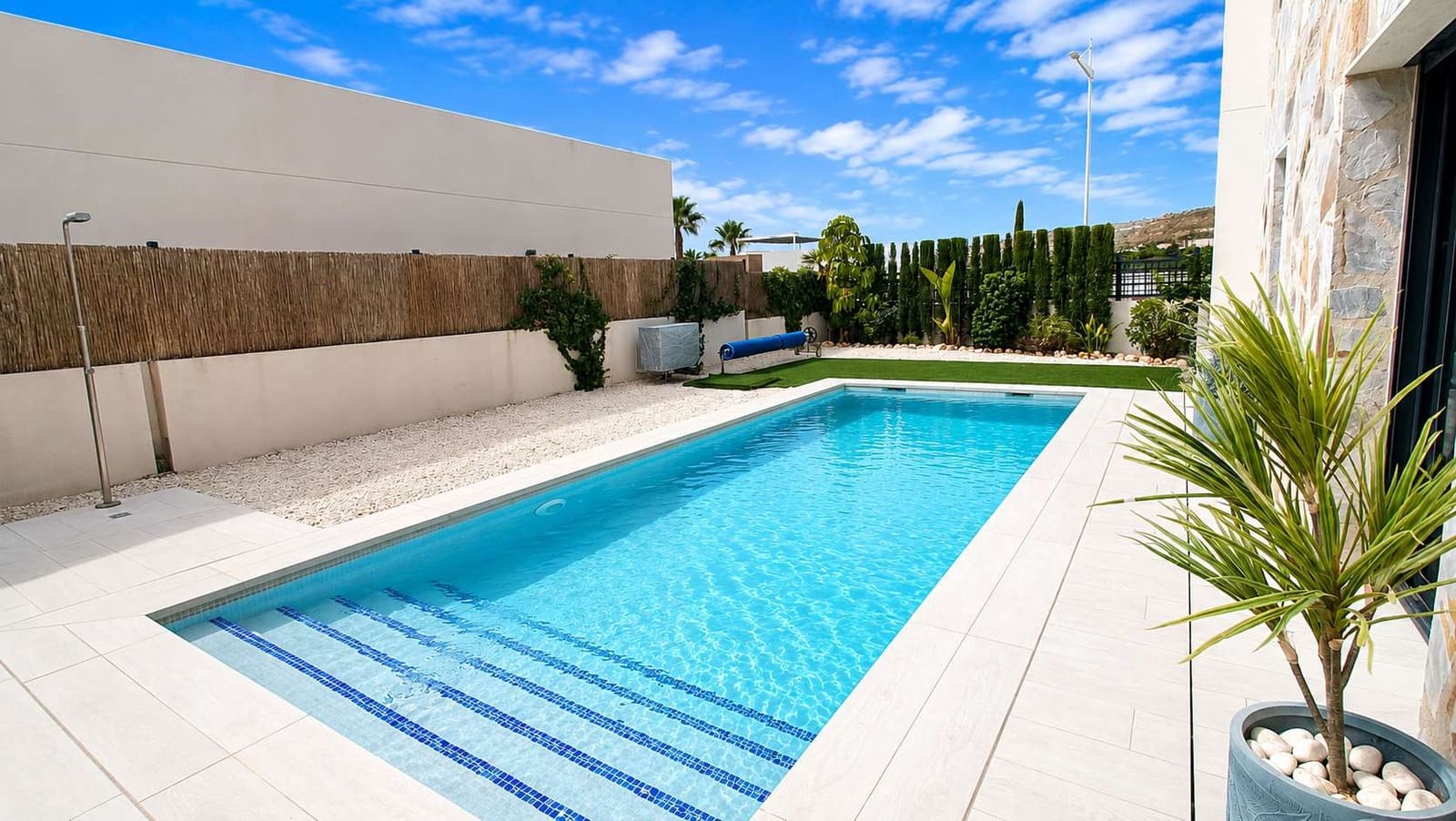 Chalet de 3 habitaciones en Algorfa en venta con piscina - 619.950 € (Ref: 10034215)