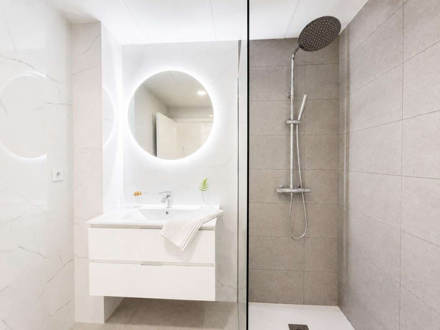 3 chambre Villa/Maison Semi-Mitoyenne à vendre à Banos y Mendigo avec piscine garage - 320 500 € (Ref: 10034487)