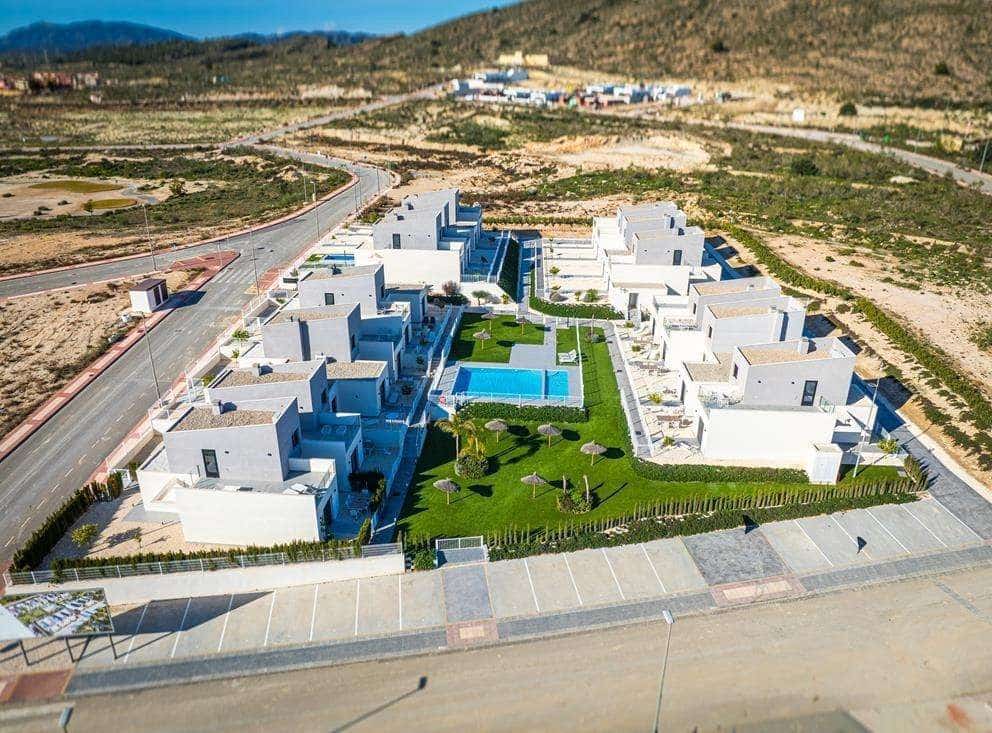 Casa de 3 habitaciones en Baños y Mendigo en venta con piscina garaje - 315.500 € (Ref: 10034488)