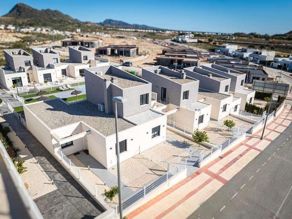 2 bedroom Townhouse for sale in Banos y Mendigo with pool garage - € 250,000 (Ref: 10034489)