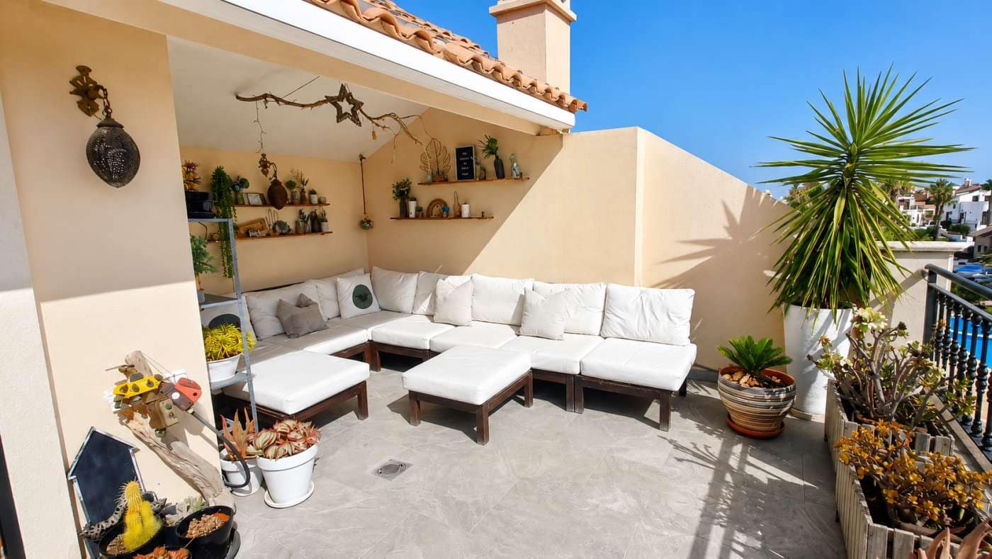 2 soveværelse Byhus til salg i Algorfa med swimmingpool - € 275.000 (Ref: 10039307)