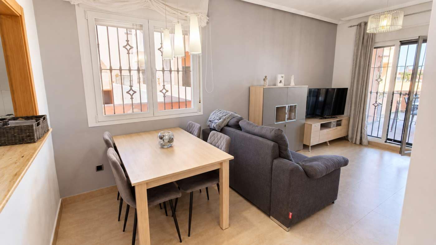 3 bedroom Apartment for sale in Los Alcazares with pool garage - € 249,500 (Ref: 10060526)