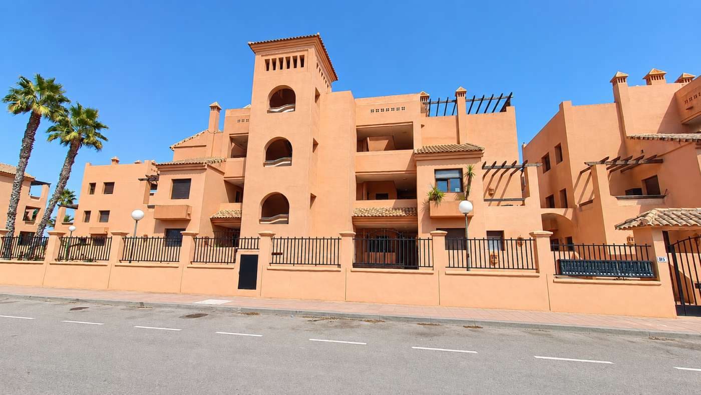 3 bedroom Apartment for sale in Los Alcazares with pool garage - € 249,500 (Ref: 10060526)