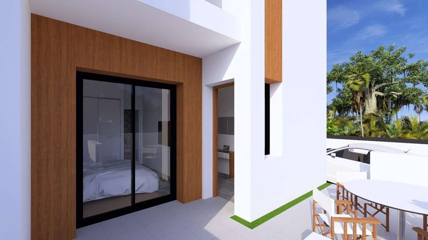 3 quarto Moradia Geminada para venda em Daya Nueva com piscina garagem - 389 000 € (Ref: 10073333)