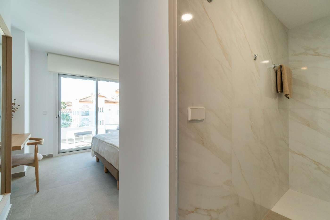 4 soveværelse Lejlighed til salg i Playa Flamenca med swimmingpool garage - € 499.000 (Ref: 10076995)