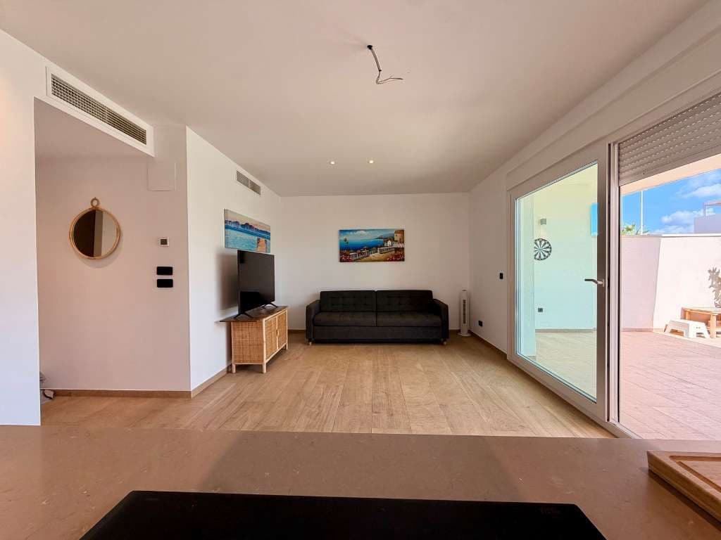 2 bedroom Apartment for sale in Algorfa with pool - € 249,950 (Ref: 10077301)