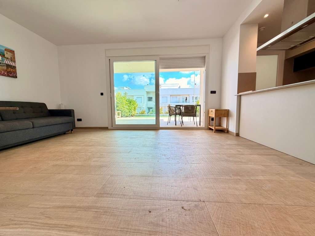 2 bedroom Apartment for sale in Algorfa with pool - € 249,950 (Ref: 10077301)