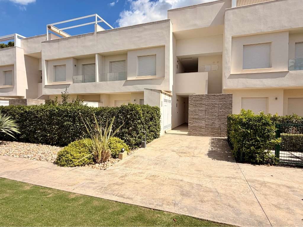 2 bedroom Apartment for sale in Algorfa with pool - € 249,950 (Ref: 10077301)